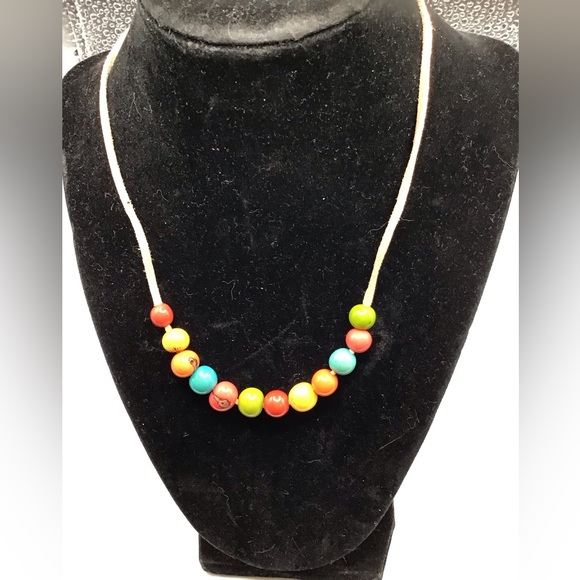 NWOT Beautiful women’s Necklace - Picture 1 of 3